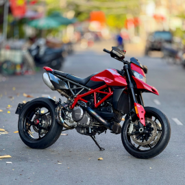 HyperMotard 950